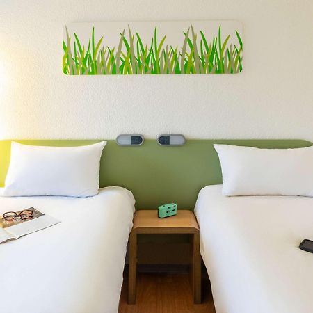 Ibis Budget Compiegne Centre-Ville Compiègne Exterior foto